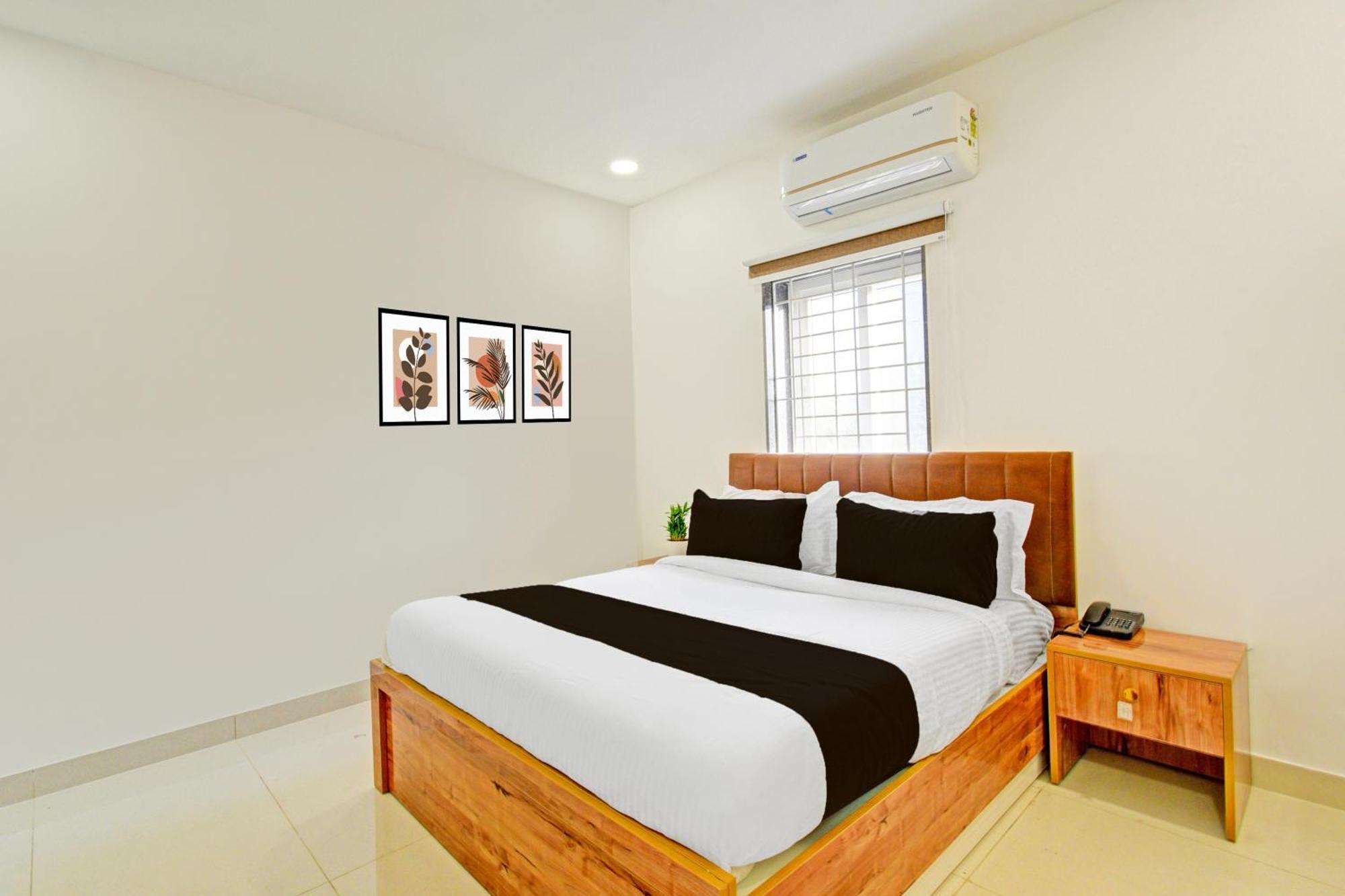 Super Townhouse Oak Suchitra Kompally Road Formerly Sun Moon Hotels Trimulgherry Exteriör bild