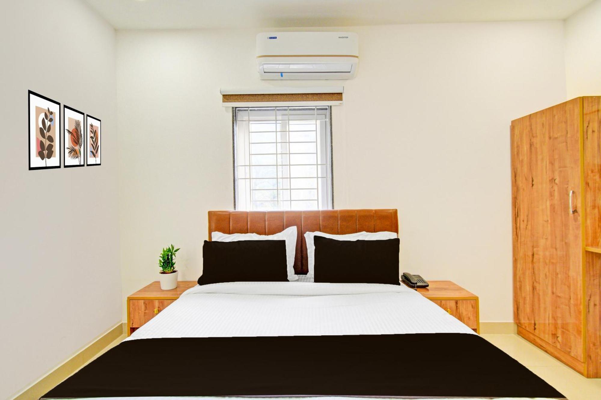 Super Townhouse Oak Suchitra Kompally Road Formerly Sun Moon Hotels Trimulgherry Exteriör bild