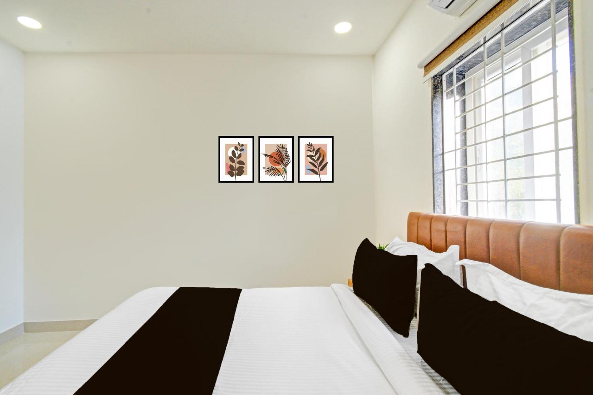 Super Townhouse Oak Suchitra Kompally Road Formerly Sun Moon Hotels Trimulgherry Exteriör bild